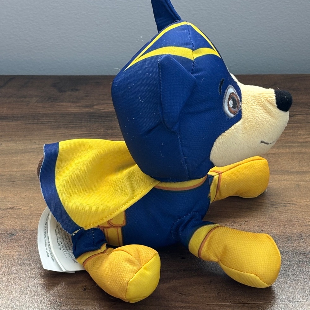 Nickelodeon PAW PATROL Super Mighty Pups CHASE Cape Toy Dog Plush Stuffed Animal - Picture 4 of 10